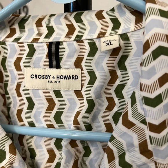 Men’s Crosby and Howard extra large, short sleeve button down - Picture 3 of 4